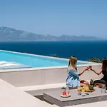 Sky Birds - Holistic Escape * Skinária