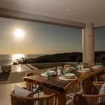 Daire Sky Birds - Holistic Escape Skinária
